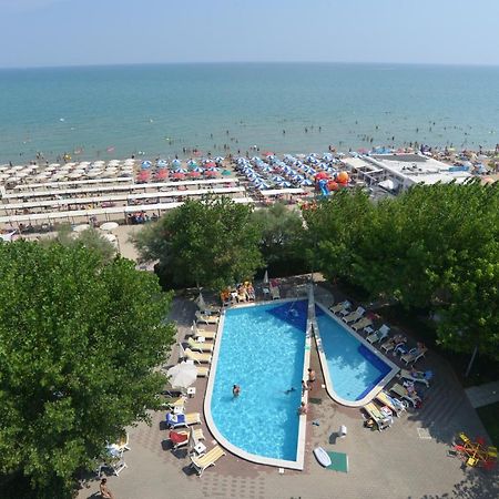 Alexandra Plaza Hotel Riccione Buitenkant foto